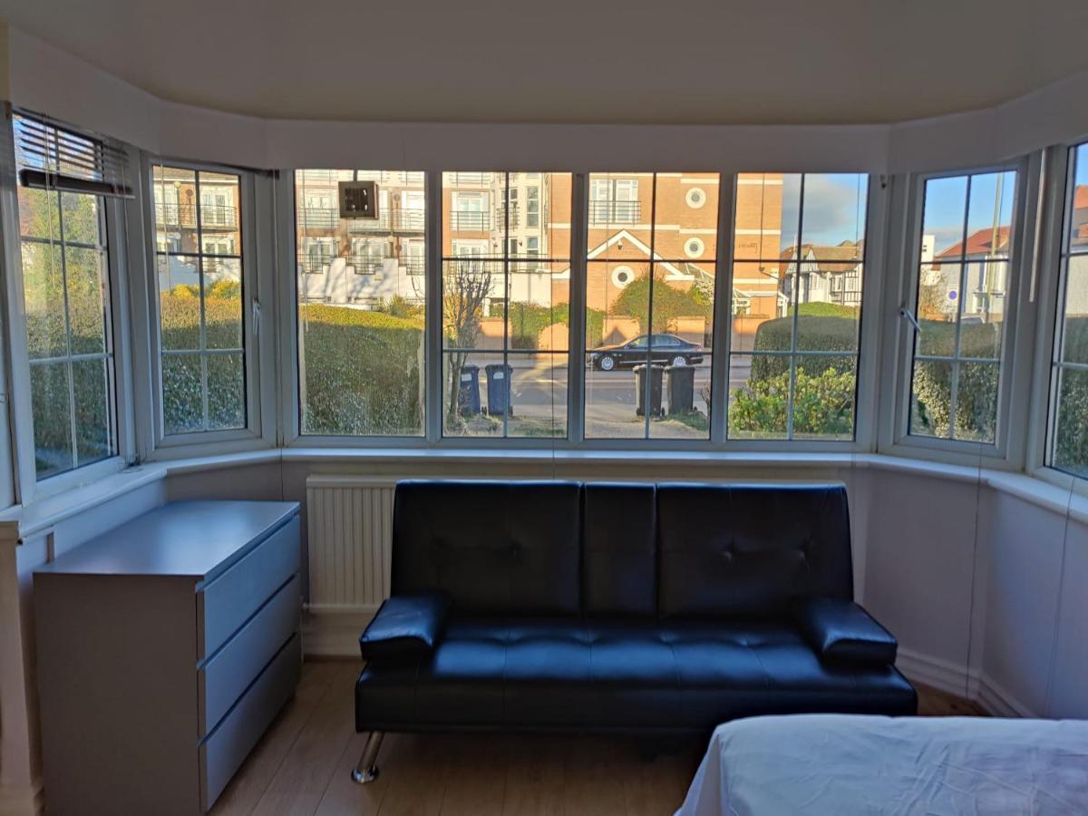 런던 Studio On Golders Green Road 아파트 외부 사진